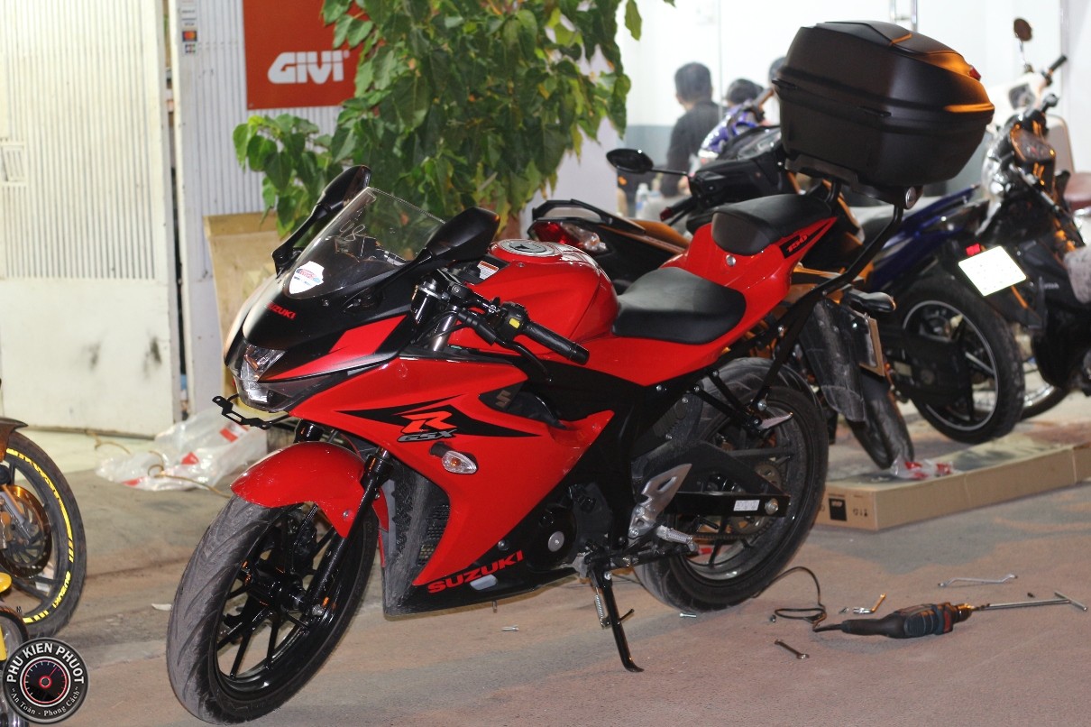 thùng givi baga givi suzuki gsx 150r