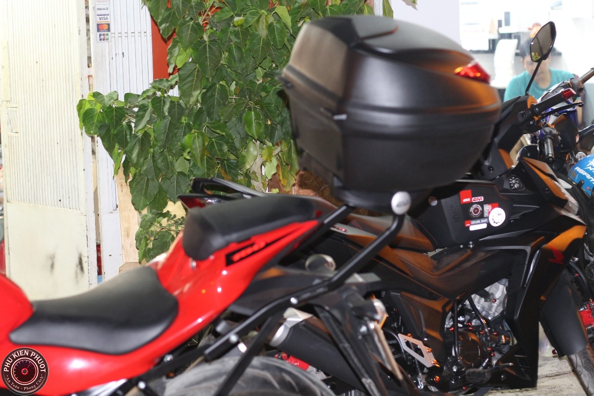 thùng givi baga givi suzuki gsx 150r