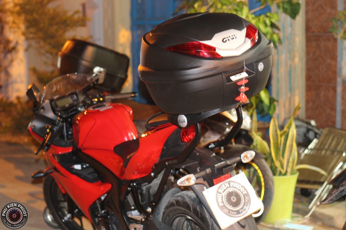 thùng givi baga givi suzuki gsx 150r