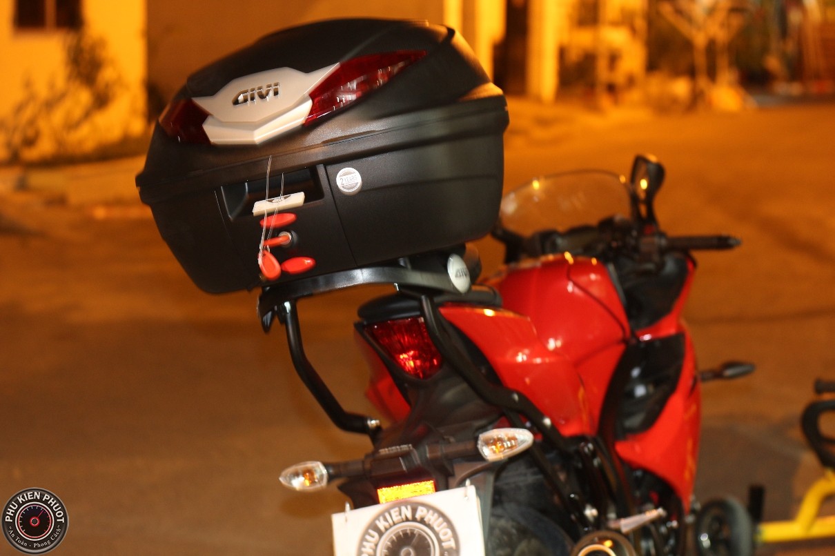 thùng givi baga givi suzuki gsx 150r