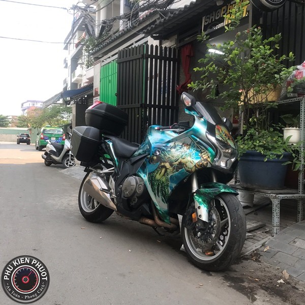 full thung givi xe vfr 1200f