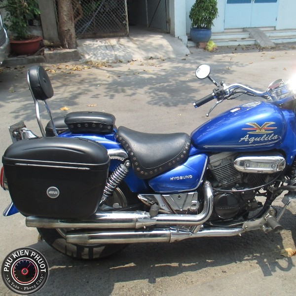 thung hong givi e21n cho xe cruiser