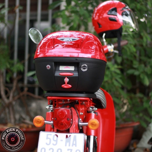 Cub 50 lên thùng givi E230 