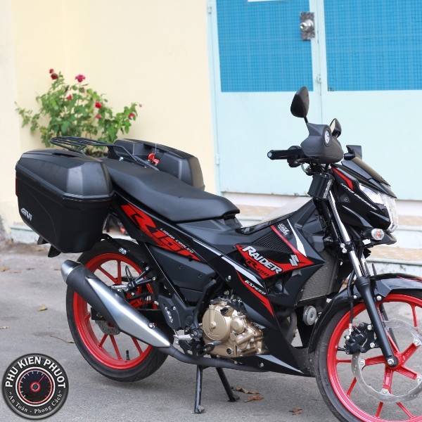 thung hong givi e22n gan cho raider Fi