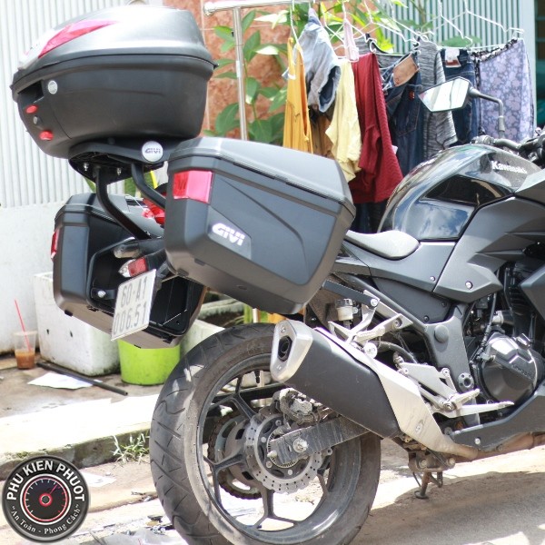 z300 gan thung b360n vs e22n