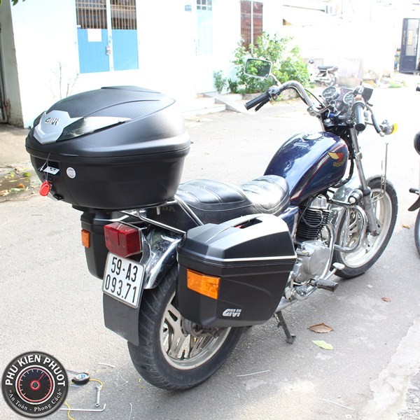 thung hong moto E22N-S , thung sau givi B360NT