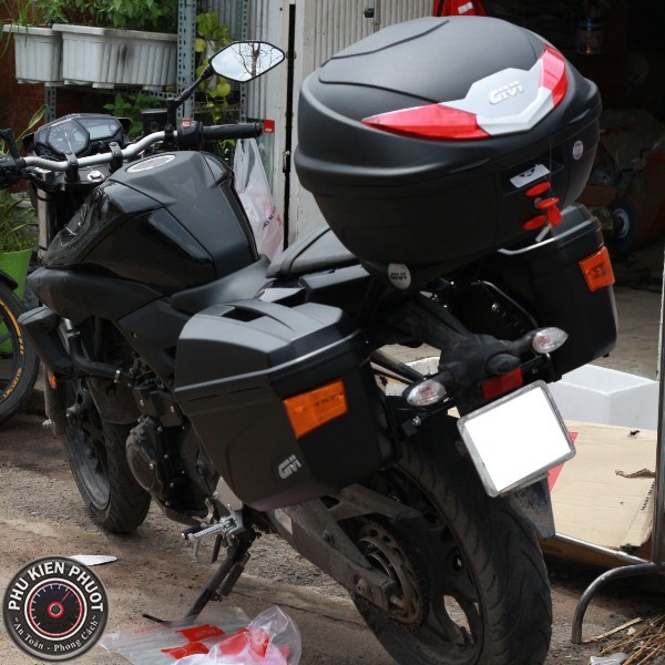 thung givi mt03