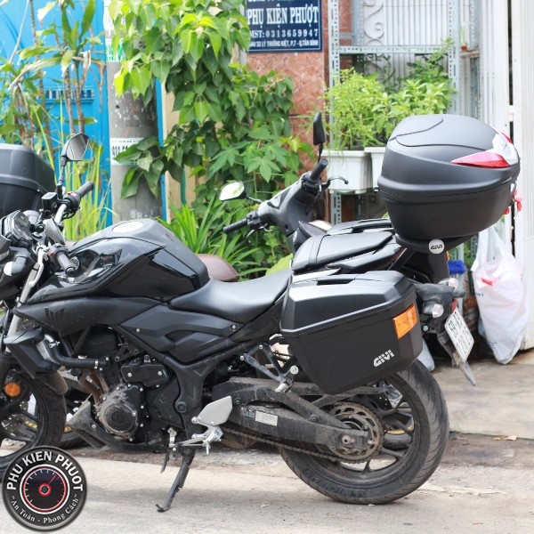 thung givi mt03