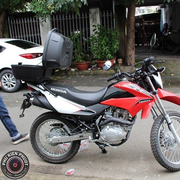 thung givi xe honda xr150