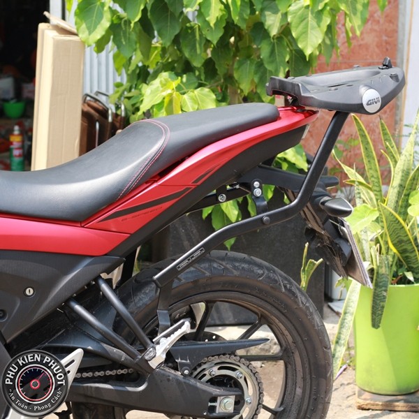 baga fz155i , baga sau v-ixion 155