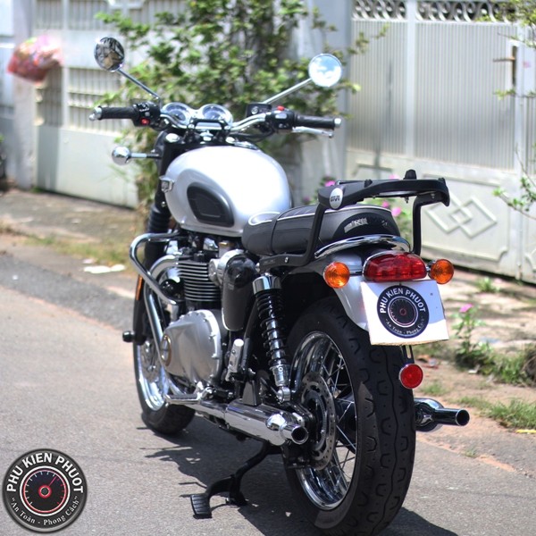 thung xe may , thung xe moto givi , thung givi triumph bonneville t120