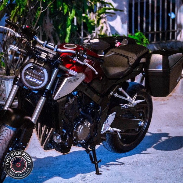 cb650r gan bo thung hong givi