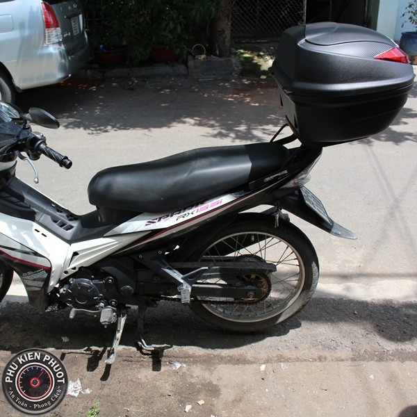 thung sau givi B360N cho exciter 2009