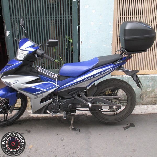 exciter 150 gan thung sau e250nt