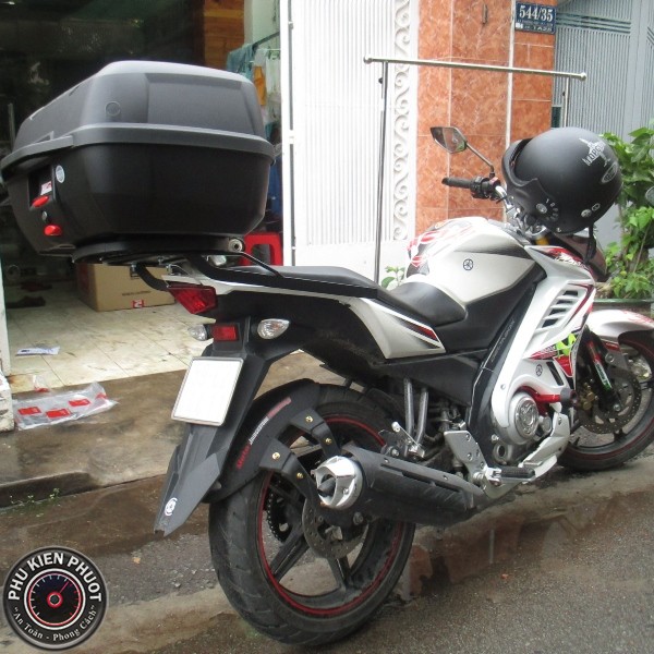 fz 150i gan thung sau e43nml