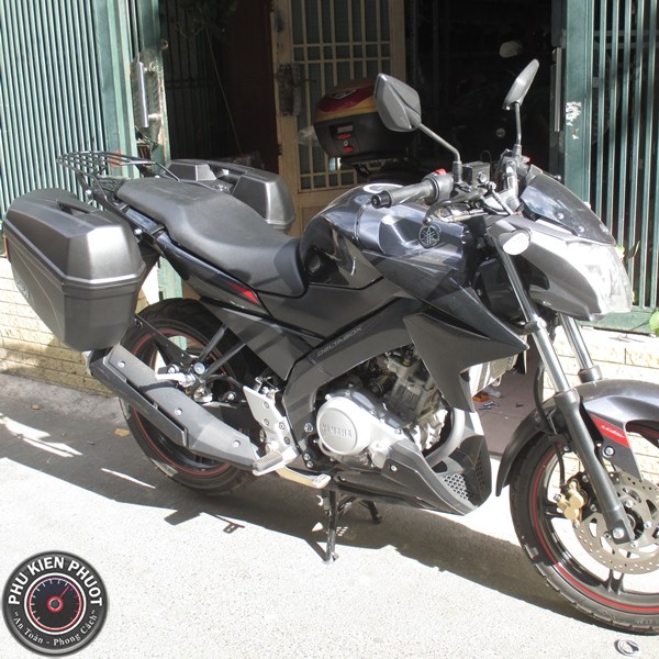 fz150i gan thung givi e22n-s