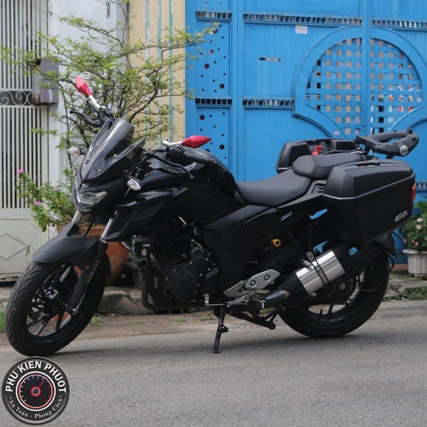 thung givi fz25