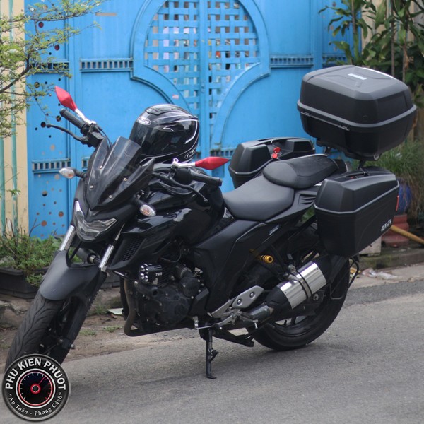 thung givi fz25