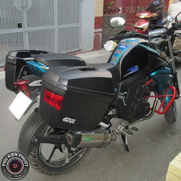 fz-s gan thung hong e22n