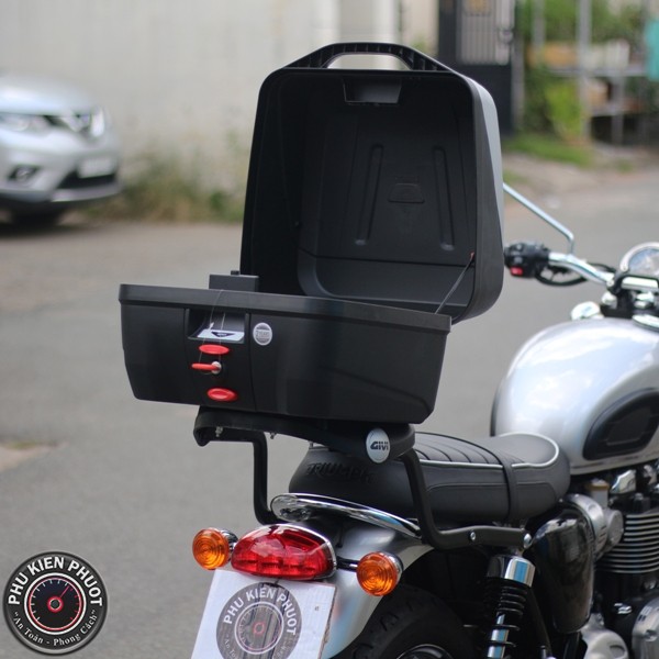 thung xe may , thung xe moto givi , thung givi triumph bonneville t120