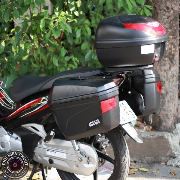 thùng hông givi e22n , thùng sau givi e30rn