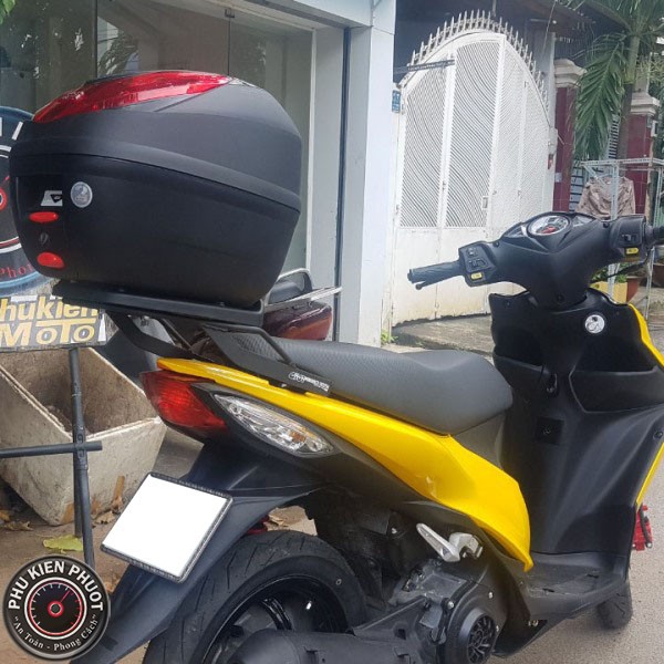 thung xe suzuki skydrive