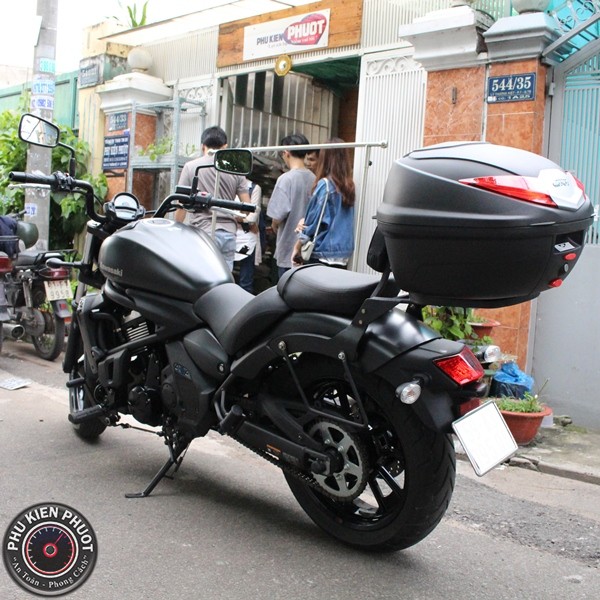 thung sau givi b360n gan cho xe vulcan s