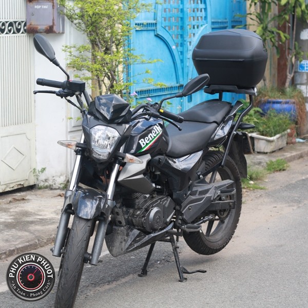 thung moto xe may givi xe benelli tnt15