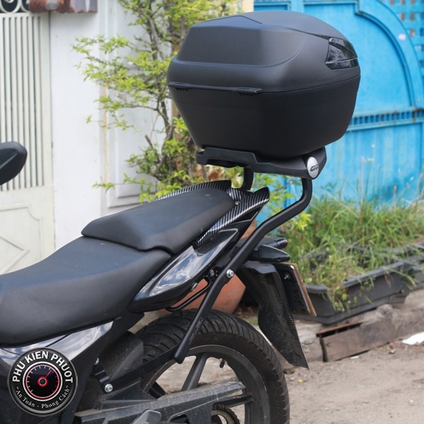 thung moto xe may givi xe benelli tnt15