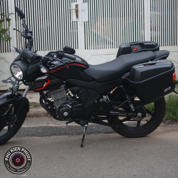 thung hong givi xe cb150 verza