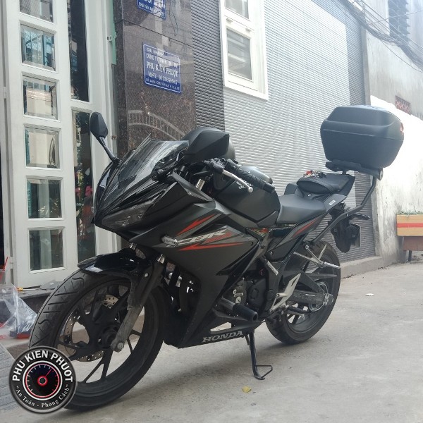 thung givi baga givi cbr150r 2018