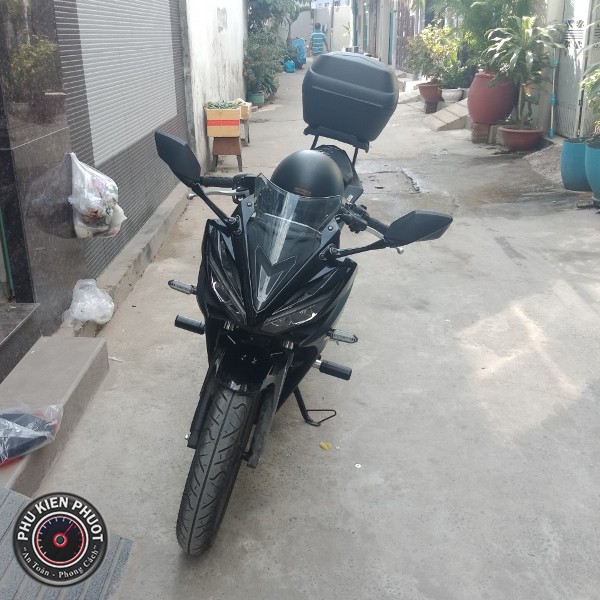 thung givi baga givi cbr150r 2018