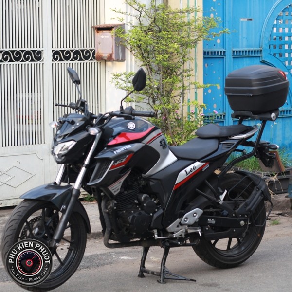 thung givi fz25