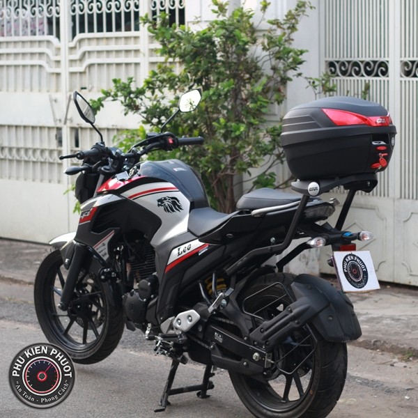 thung givi fz25