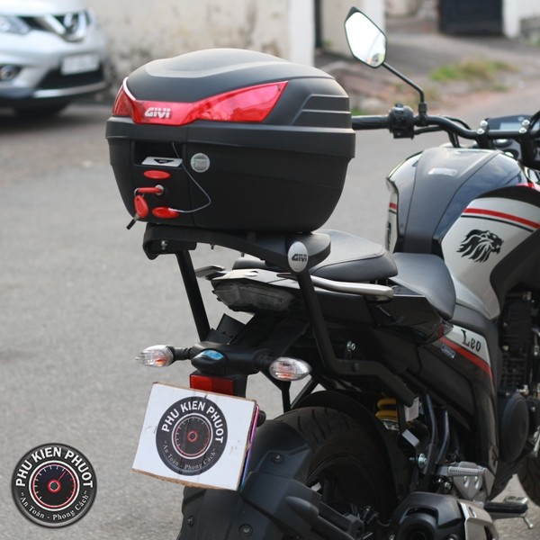 thung givi fz25