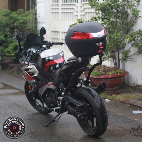 thung givi xe ninja 400