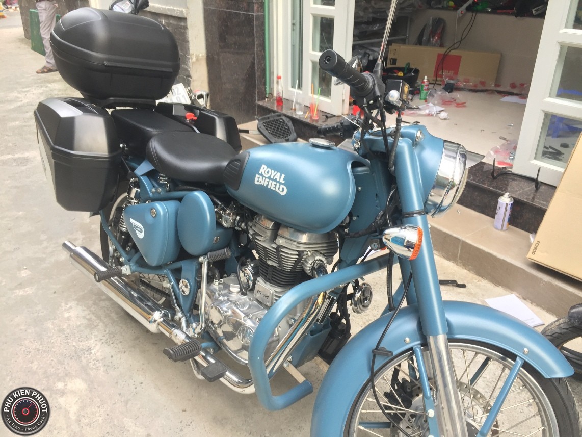 thung givi xe royal enfield