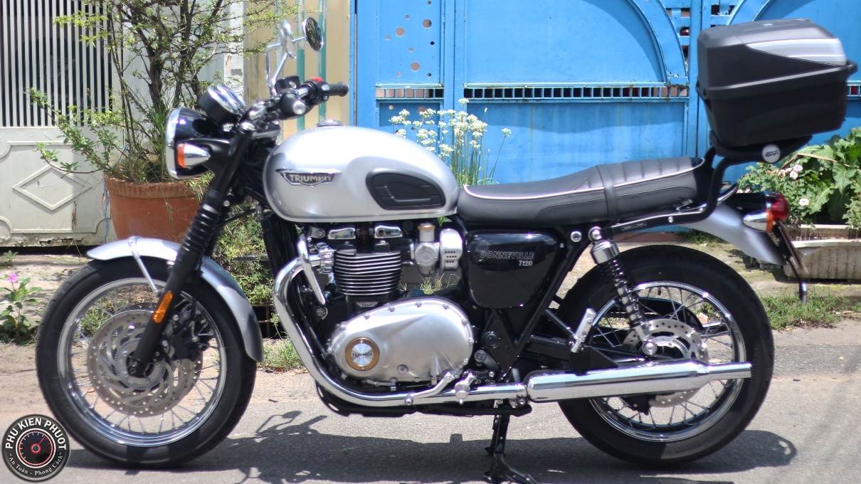 thung xe may , thung xe moto givi , thung givi triumph bonneville t120
