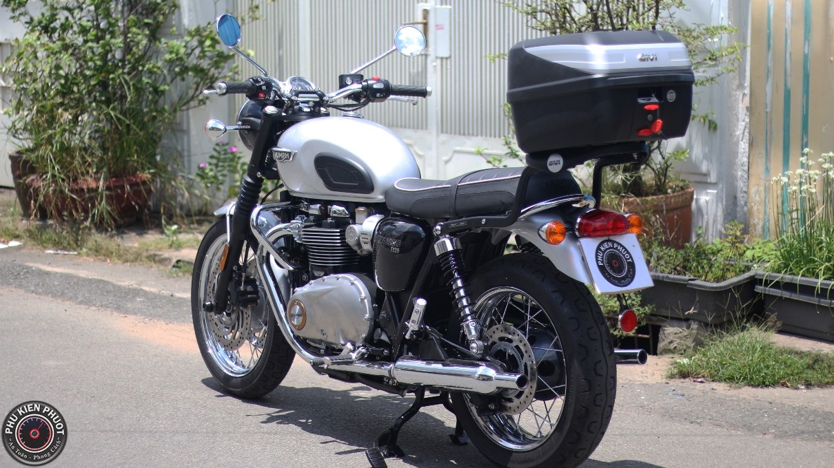 thung xe may , thung xe moto givi , thung givi triumph bonneville t120