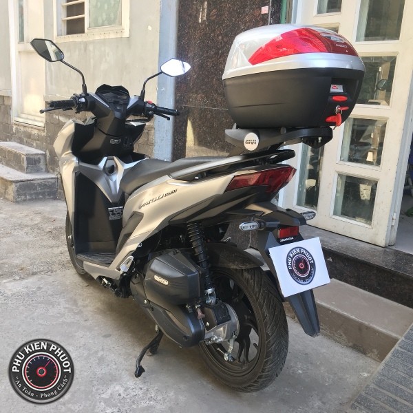 thung givi vario 150