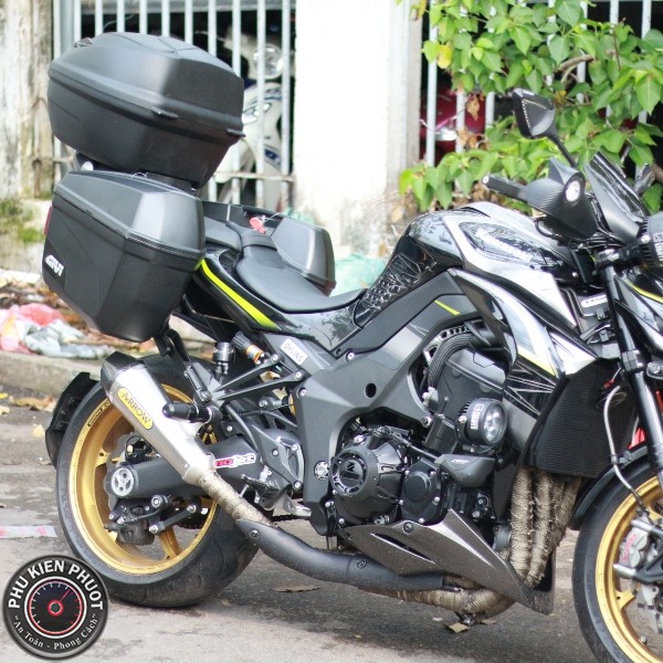 z1000 gan thung hai ben givi e22n va thung sau b360nt