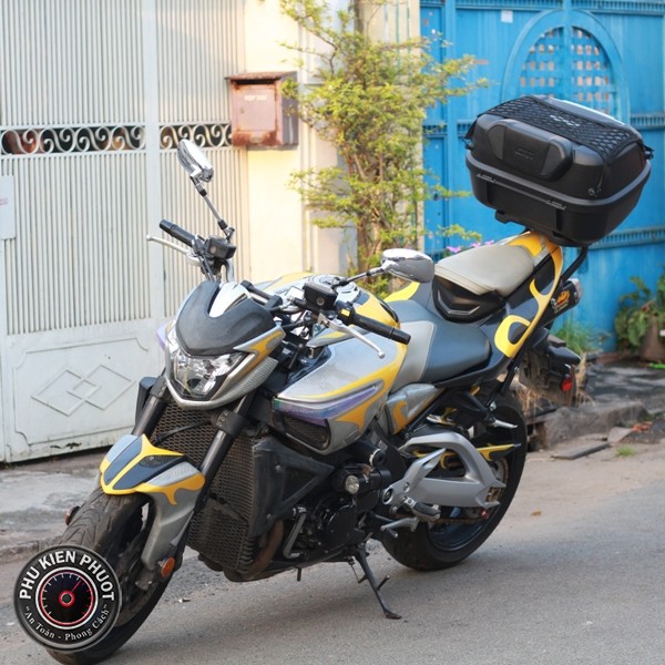 thùng xe b-king , thùng givi b-king 1300cc , B-king 1300cc gắn thùng moto