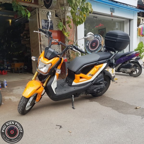 thùng xe gắn zoomer , thùng givi honda zoomer  , baga givi zoomer