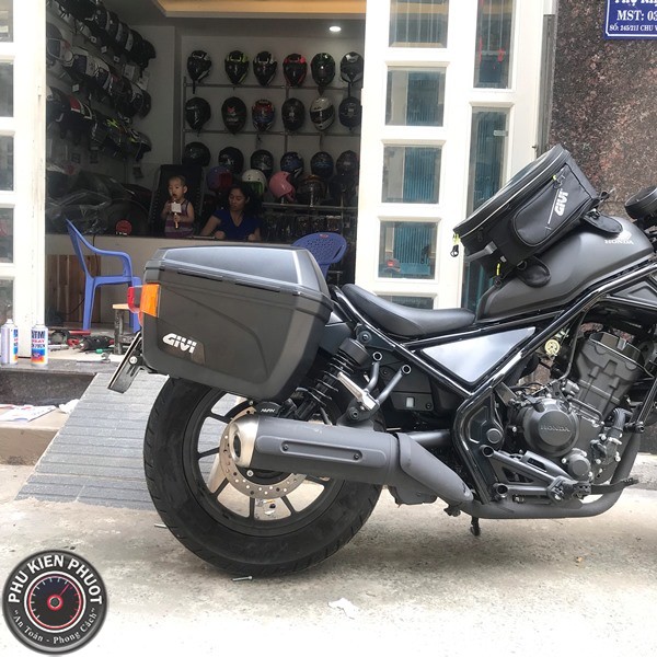 thùng xe rebel 300 giá rẻ, thùng givi xe rebel 300 , thùng givi moto rebel 300 , baga rebel 300