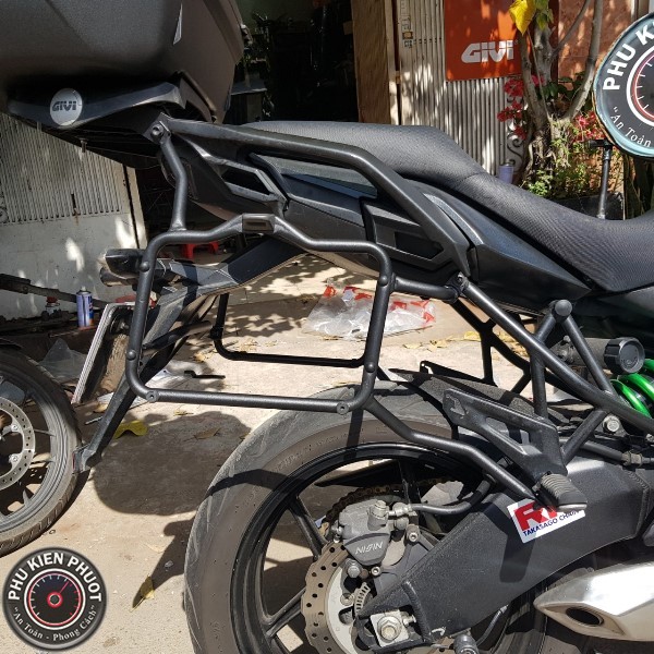 Bộ khung thung hông versys 650, baga hông cho versys 650