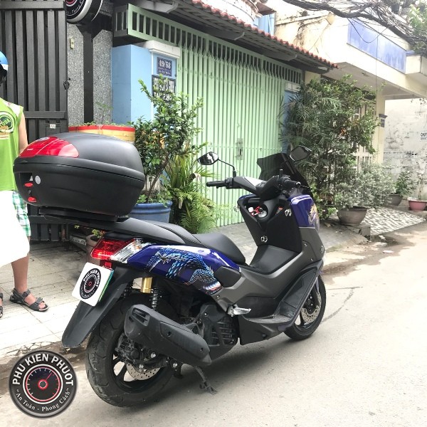 thùng givi xe nmax , baga givi xe nmax , xe nmax gắn thùng givi