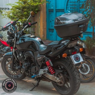 Thùng givi cb400 super four, thùng xe cb400 super four, cb400 super four gắn thùng moto givi