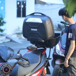 thùng givi nvx , baga givi nvx , thùng xe nvx, nvx gắn thùng xe givi